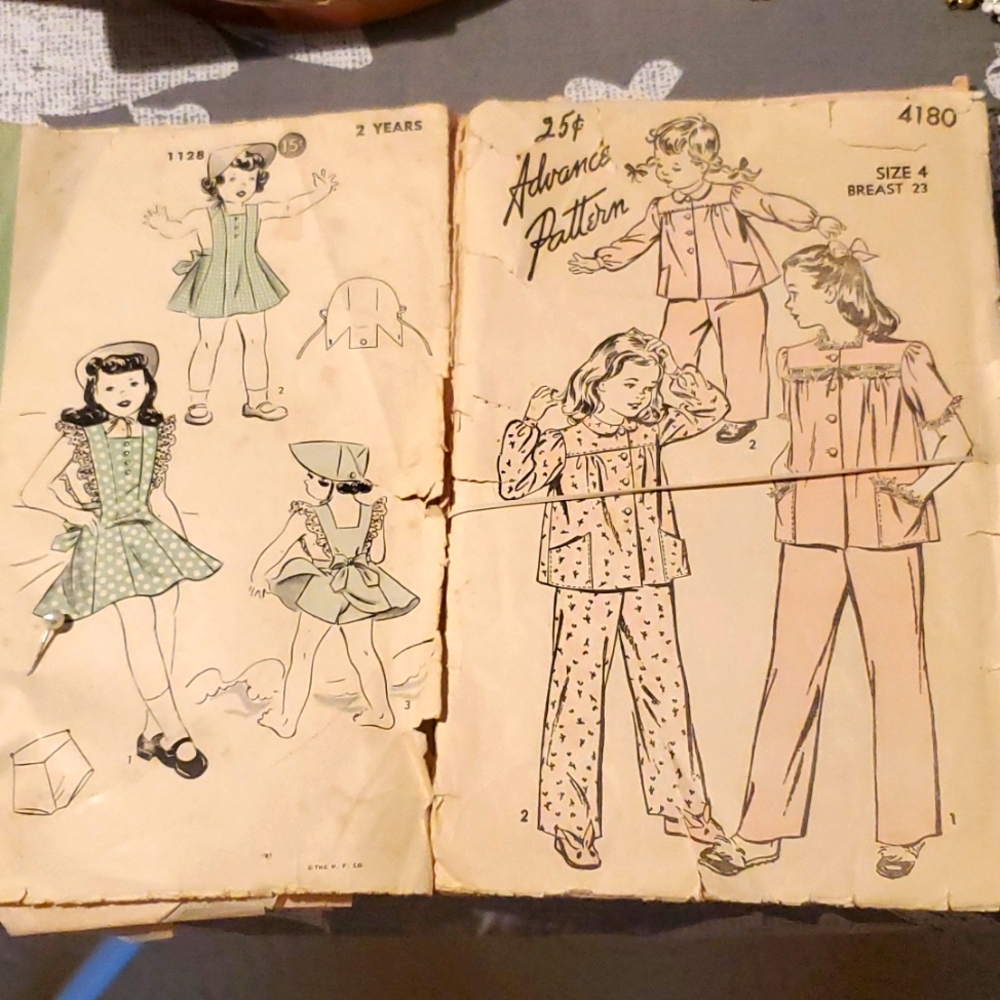 Antique patterns 1128 4180